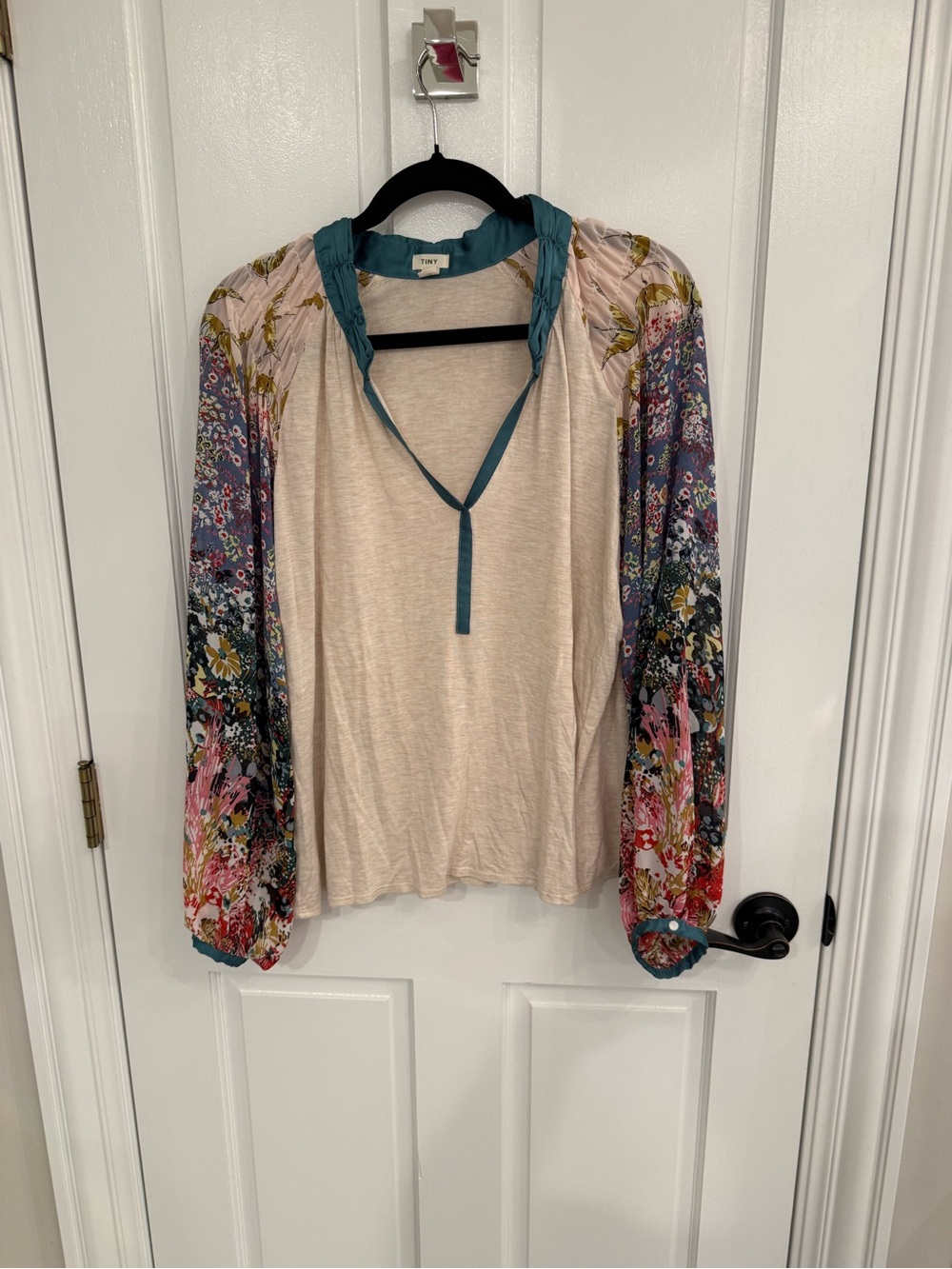 Boho Floral Mixed-Sleeve Long Sleeve Top in Cream and Teal